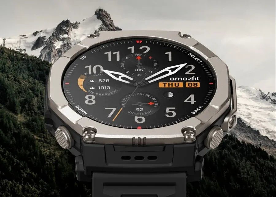 Desain kokoh Amazfit T-Rex Ultra 2 dengan bezel titanium (Photo: Amazfit)