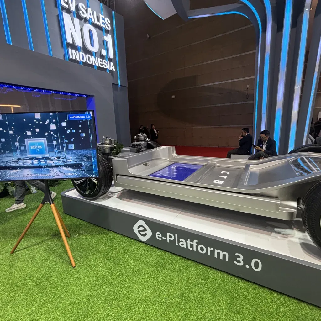 Ekosistem kendaraan listrik BYD di IIMS 2026 menampilkan integrasi produk, teknologi, dan komunitas (Photo: BYD; Indonesia International Motor Show (IIMS))