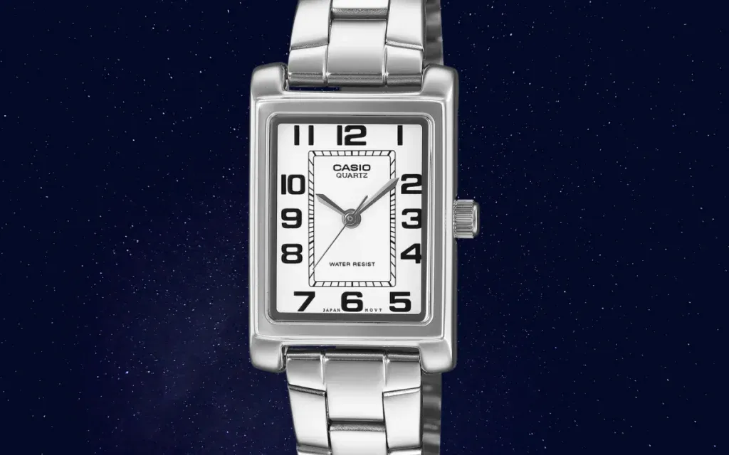 Jam Tangan Casio LTP1234PDC-7B dengan desain kotak perak elegan (Photo: Casio, Gizmochina) Jam Tangan Casio LTP1234PDC-7B dengan desain kotak perak elegan (Photo: Casio, Gizmochina)