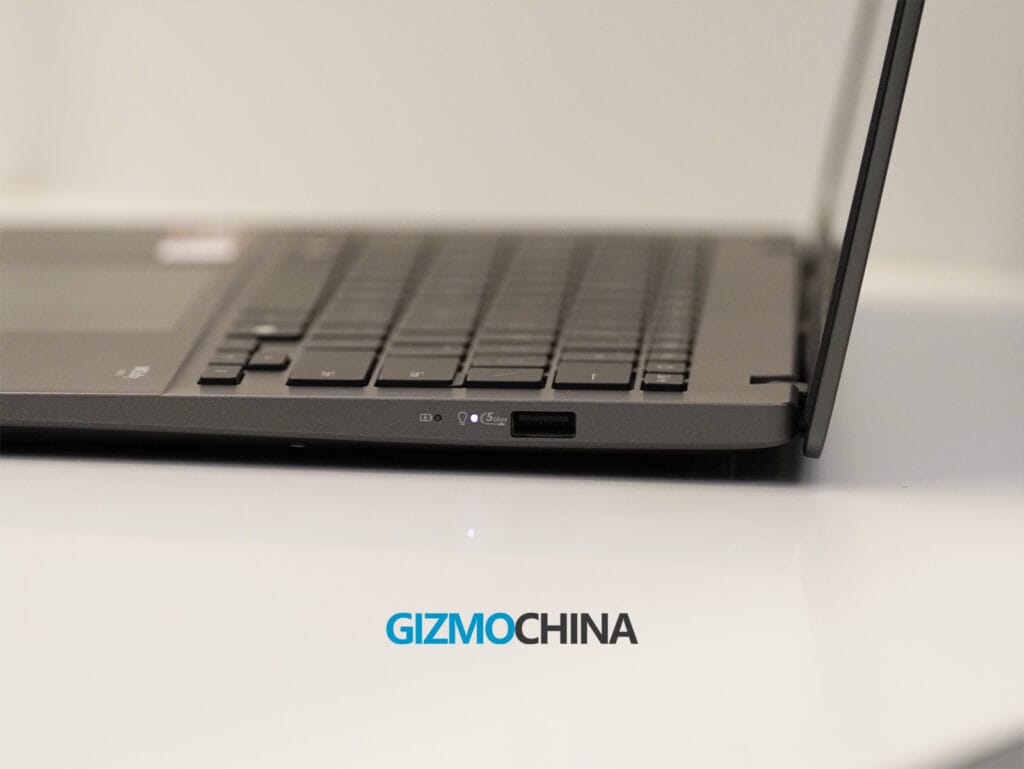 Spesifikasi Asus Vivobook S14 OLED resolusi 1920x1200 (Photo: Asus, Gizmochina)
