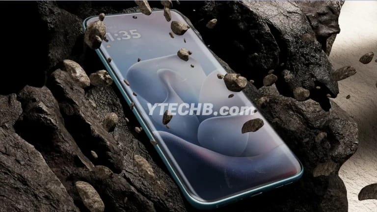 Tampilan layar quad-curved pada Motorola Edge 70 Fusion 144Hz (Photo: Motorola)